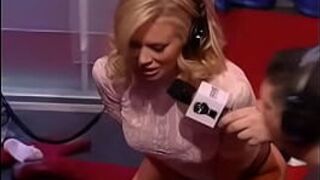 Jenna Jameson cumming hard - porn video