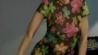 Old MILF still knows her moves - porn video